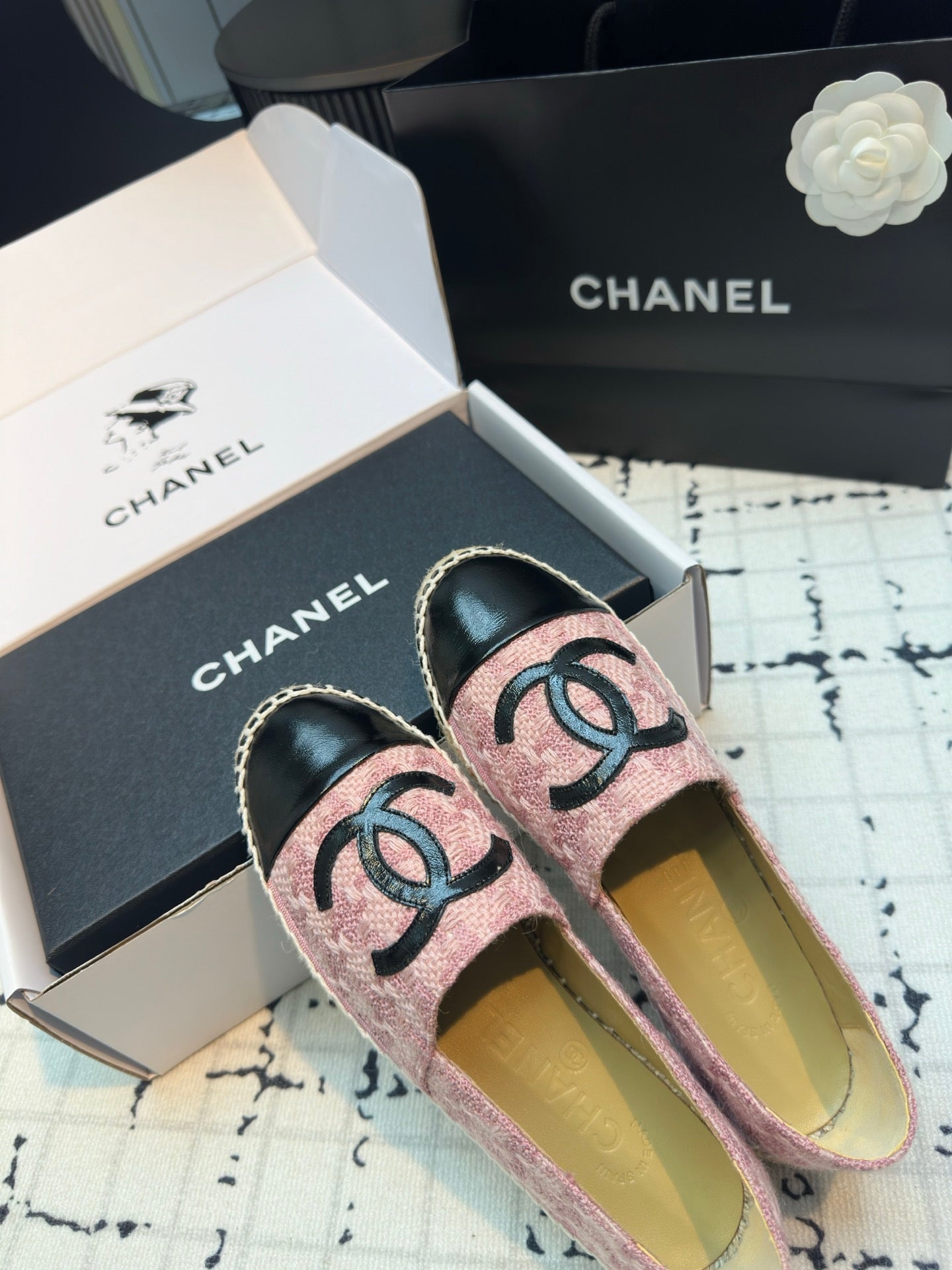 ESPADRILLES LOAFERS IN LIGHT PINK TWEED AND BLACK LAMBSKIN - 34