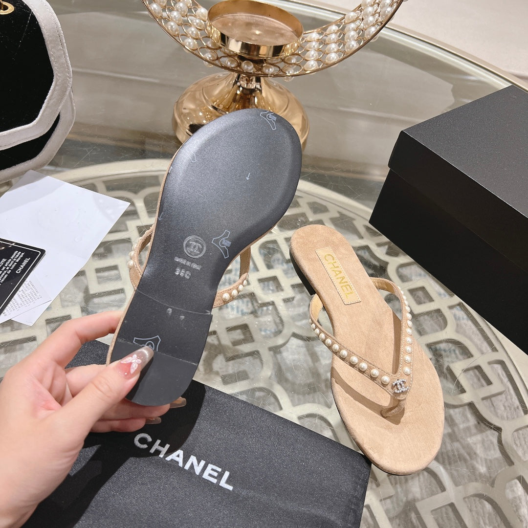 PEARL THONG SANDAL IN SEPIA TAN SUEDE - 35