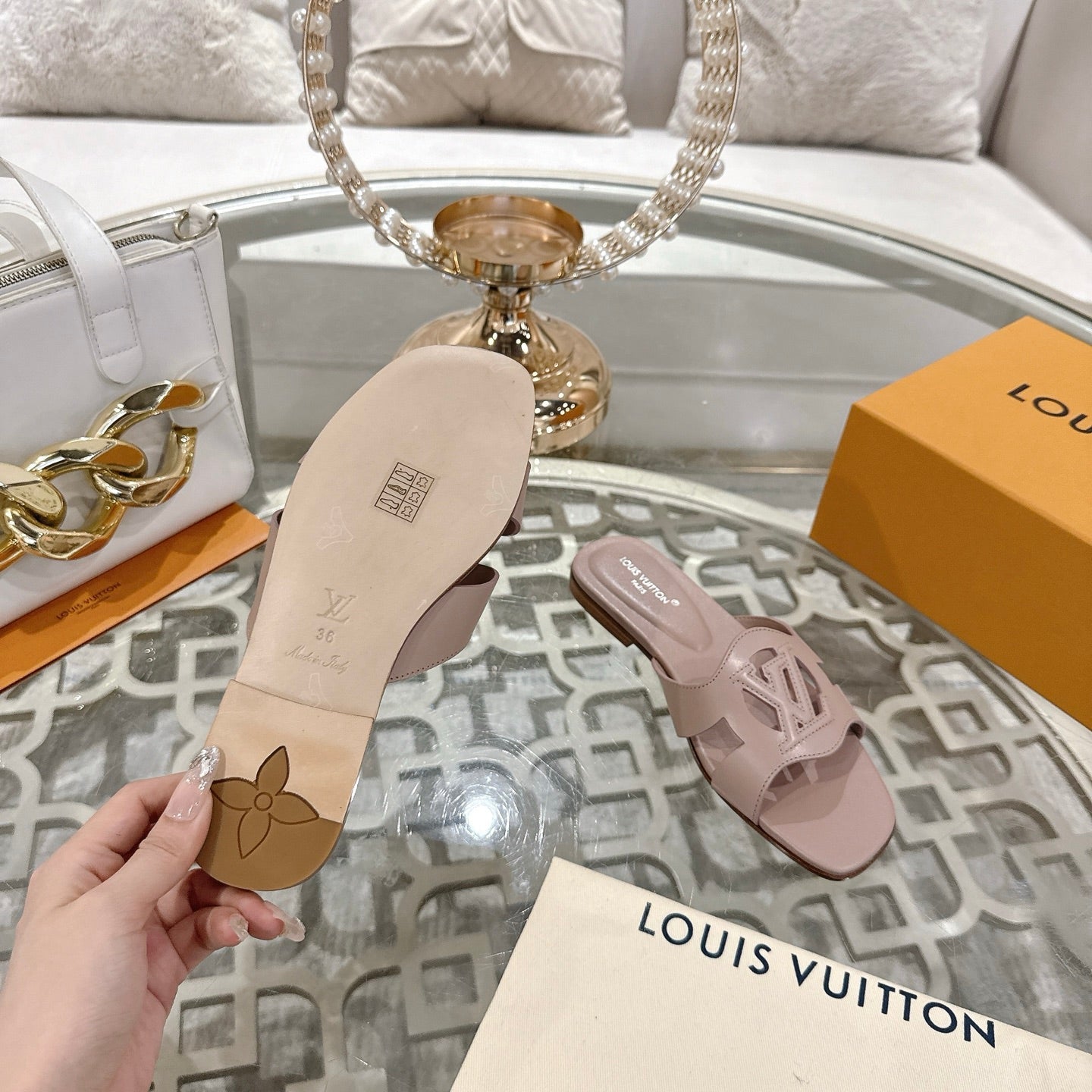 ISOLA FLAT SLIDE IN DUSTY PINK CALFSKIN - 35