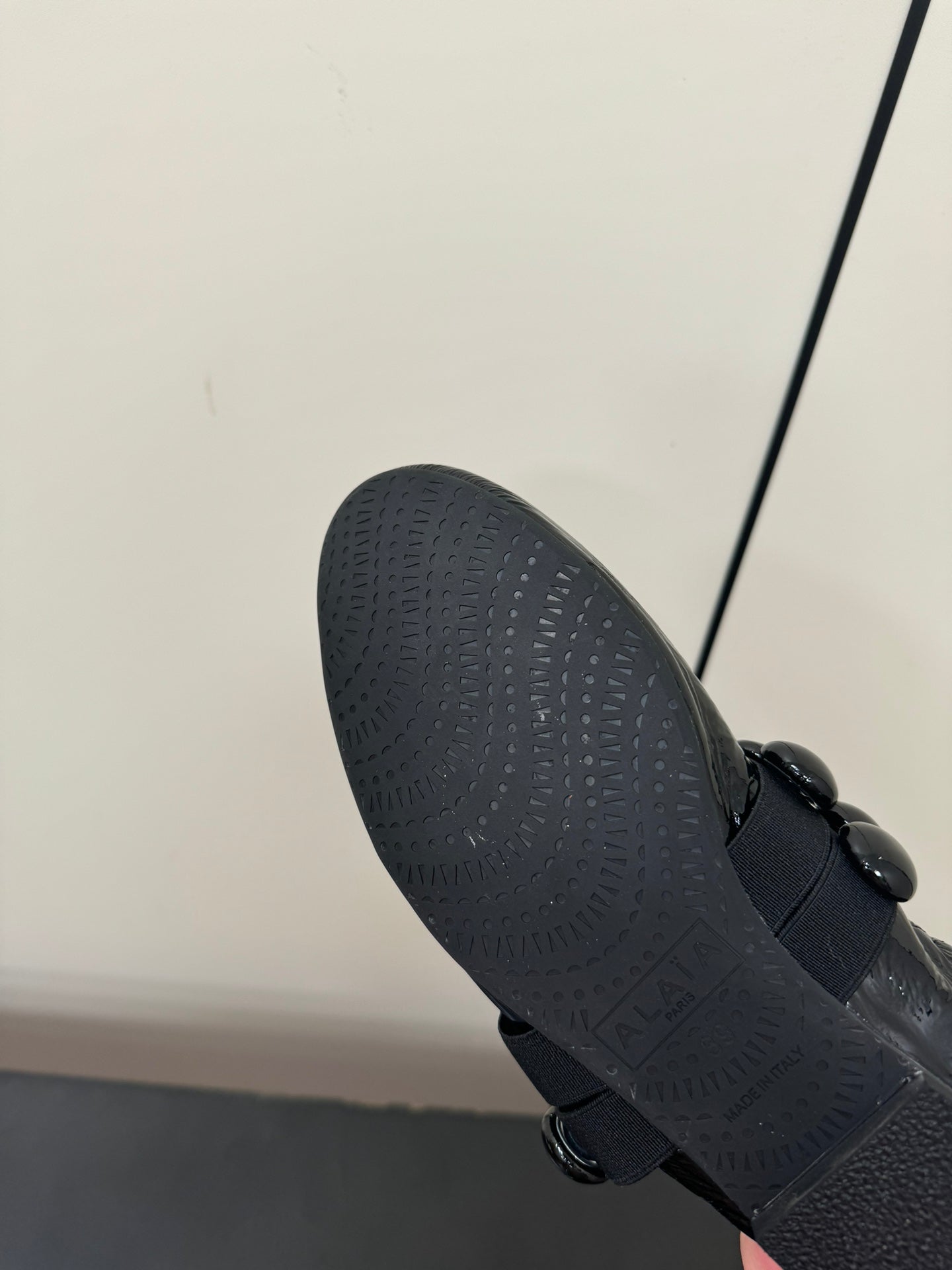 ALAIA SPHERE BALLET FLATS IN BLACK LAMBSKIN - 35