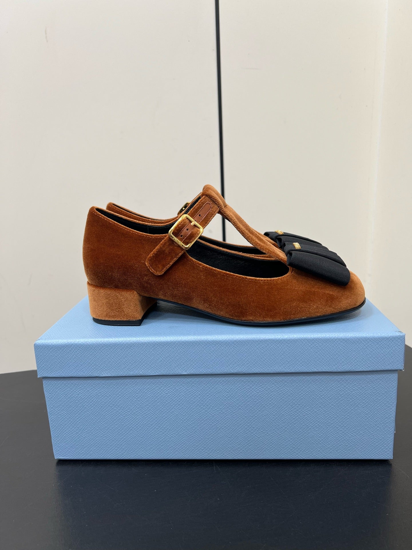 BOW MARY JANE PUMPS WITH T-STRAP IN BRONZE BROWN VELVET - 35