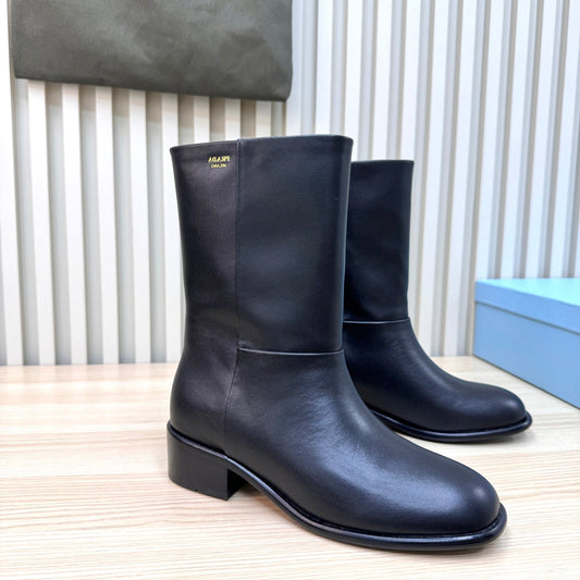 PRADA 25S LOW-CUT BOOTS IN BLACK LAMBSKIN - 35