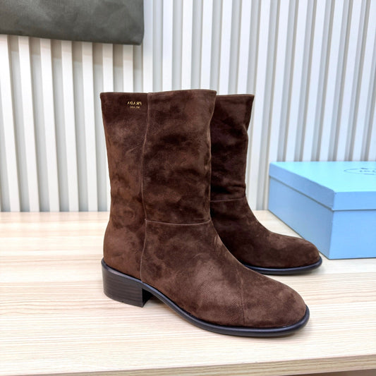 PRADA 25S LOW-CUT BOOTS IN DARK BROWN SUEDE - 35