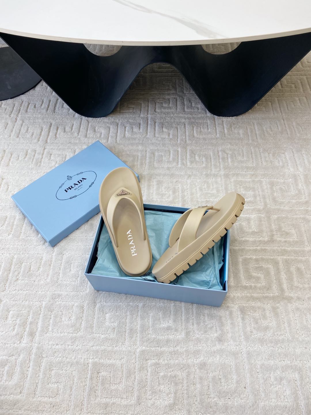 THICK-SOLED FLIP FLOPS IN ECRU BEIGE RUBBER - 35