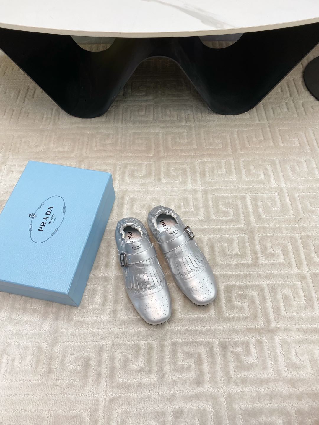 TASSEL LOAFERS IN SILVER METALLIC LAMBSKIN - 35