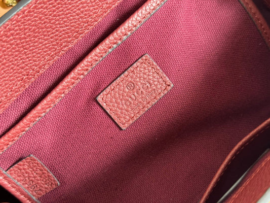 МАЛЕНЬКА СУМКА JACKIE TOTE 24 З БОРДОВОЇ ОВЕЧОЇ ШКІРИ