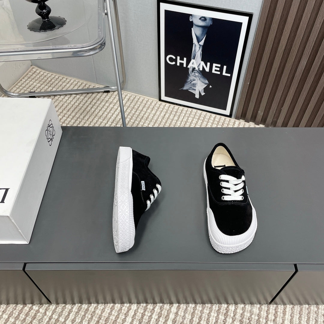 TERRA VULCA LACE-UP SNEAKER IN BLACK SUEDE - 35