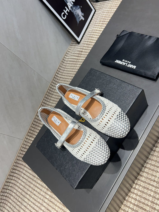 ALAIA MARY JANE FLATS WOVEN PATTERN 25S IN WHITE MIX GREY CALFSKIN - 35