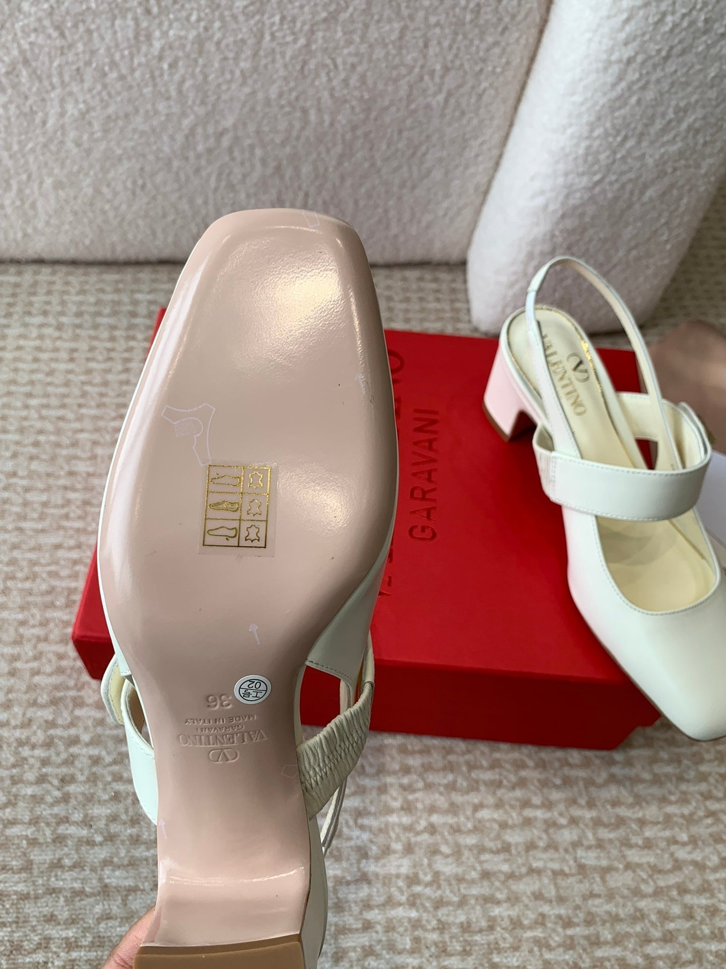 VLOGO LOCKER MARY-JANE SLINGBACK PUMPS IN WHITE CALFSKIN 65 MM - 35