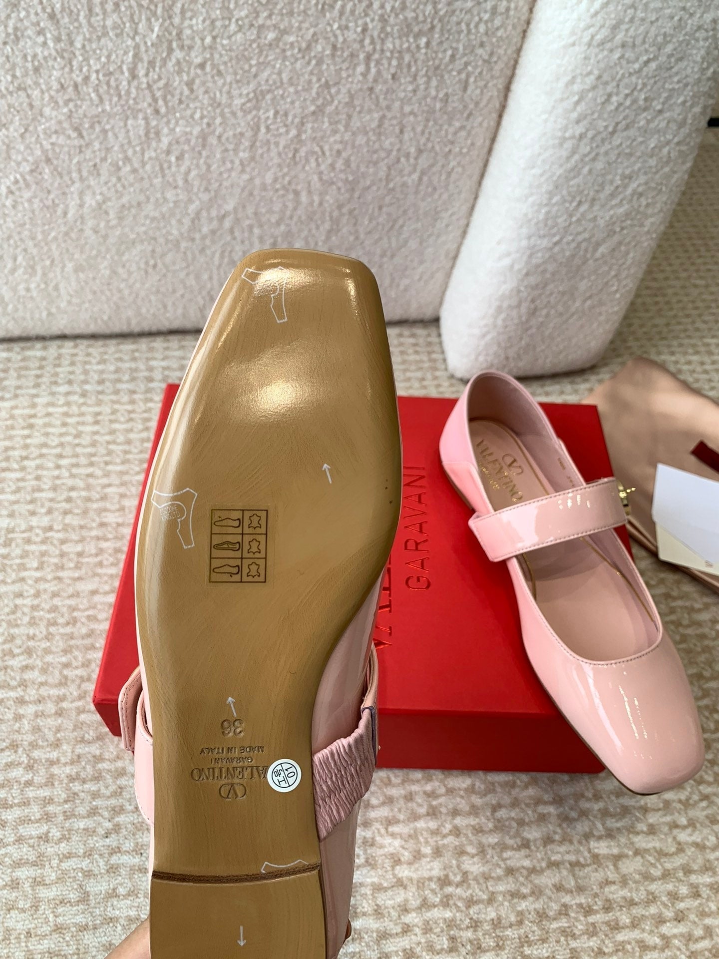 VLOGO LOCKER MARY-JANE BALLERINA IN LIGHT PINK CALFSKIN - 35