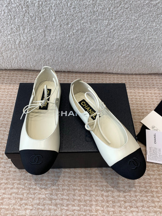 MARY JANE BALLERINA IN WHITE LAMBSKIN - 35