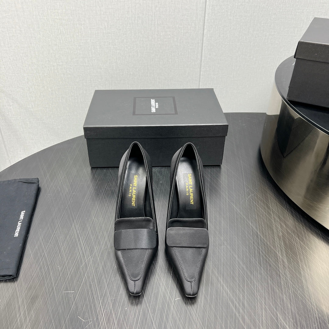 D'ORSAY PUMPS IN BLACK SILK - 34