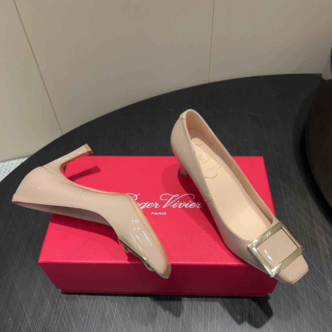 BELLE VIVIER PUMPS IN NUDE GLOSSY CALFSKIN GOLD BUCKLE - 34