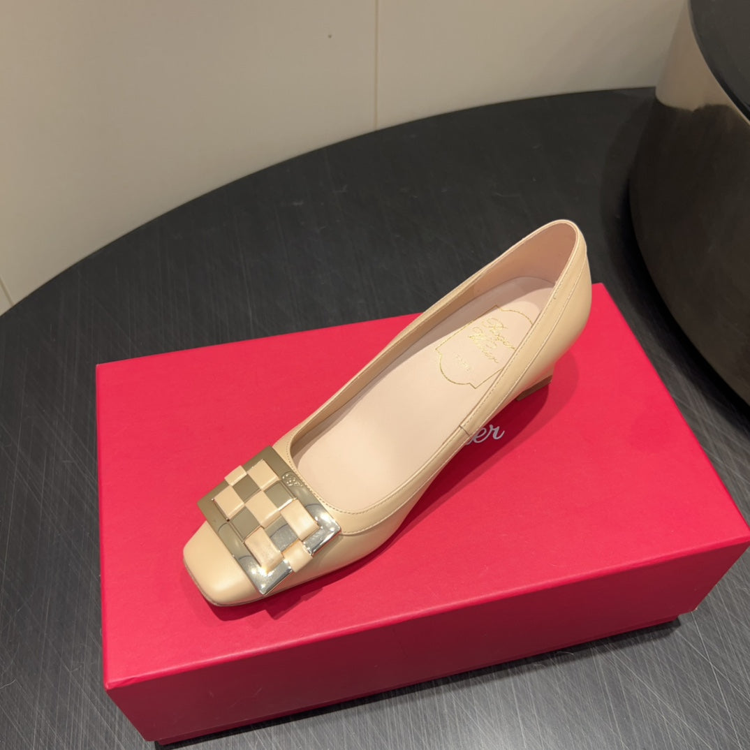 ROGER VIVIER 25S TROMPETTE SQUARE TOE HIGH HEELS 45MM IN NUDE SHINY CALFSKIN - 34