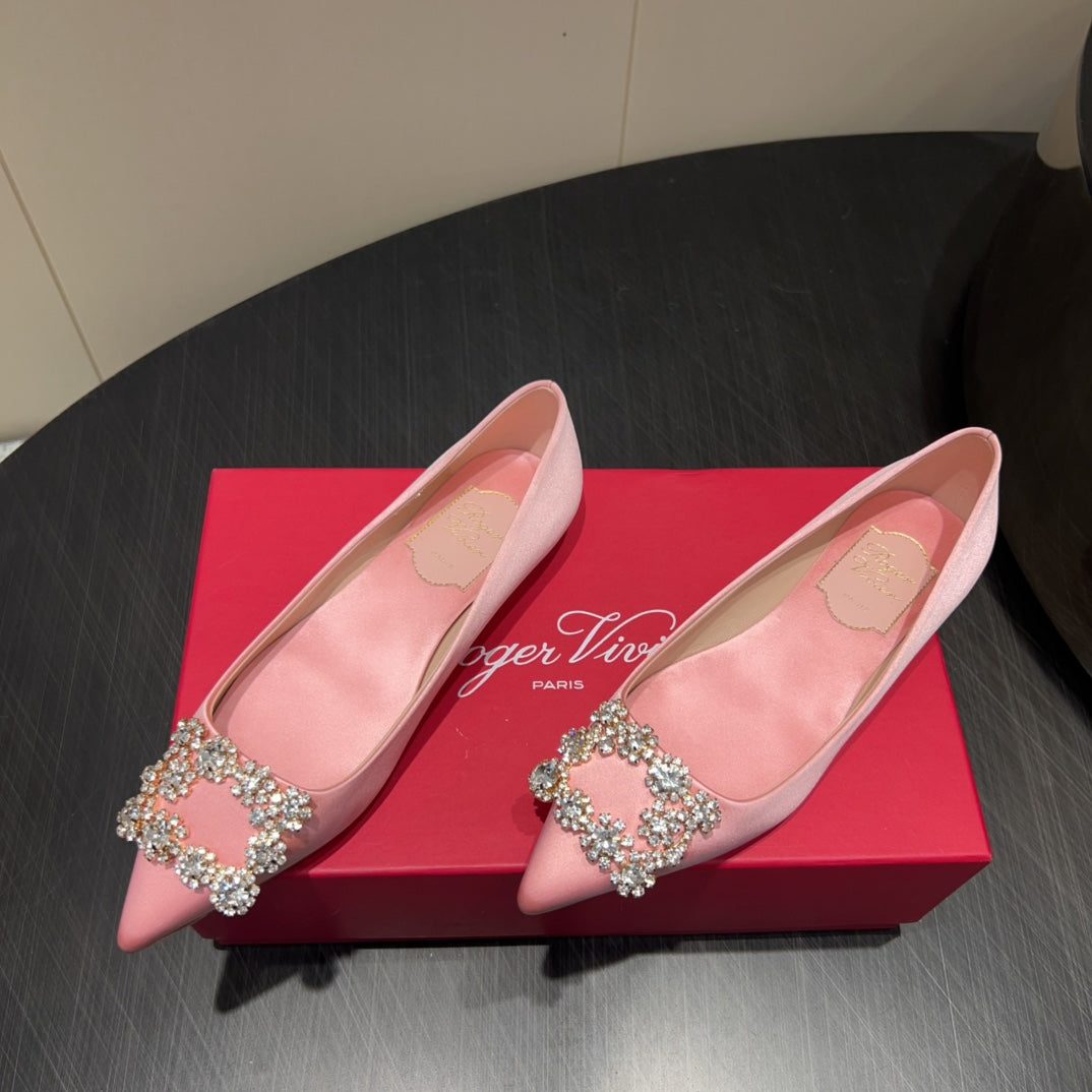 ROGER VIVIER 25S GRETE BALLET FLATS IN BABY PINK SILK WITH EMBELLISHED CRYSTALS - 34