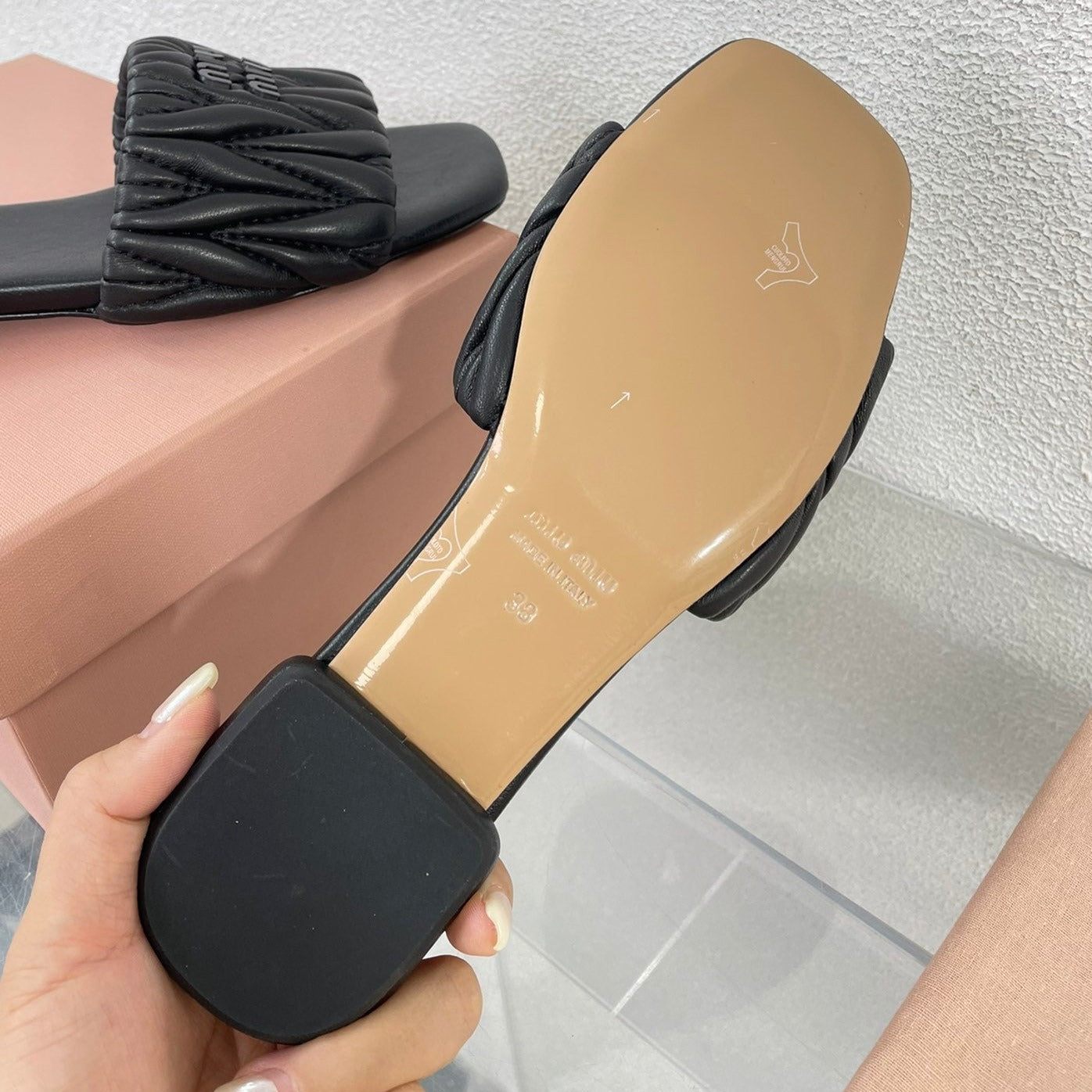 Women's Black Leather Slippers - 35