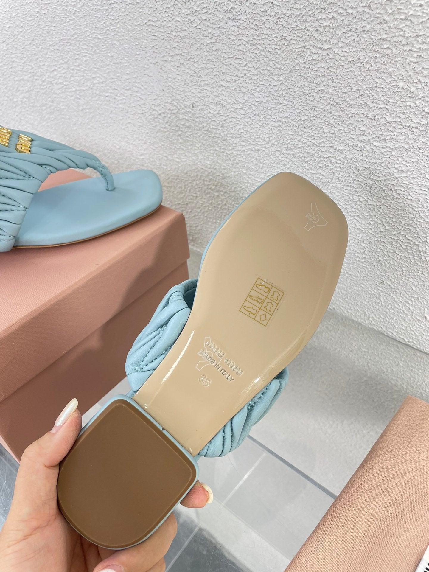Flip-Flops Baby Blue Leather Stylized - 35