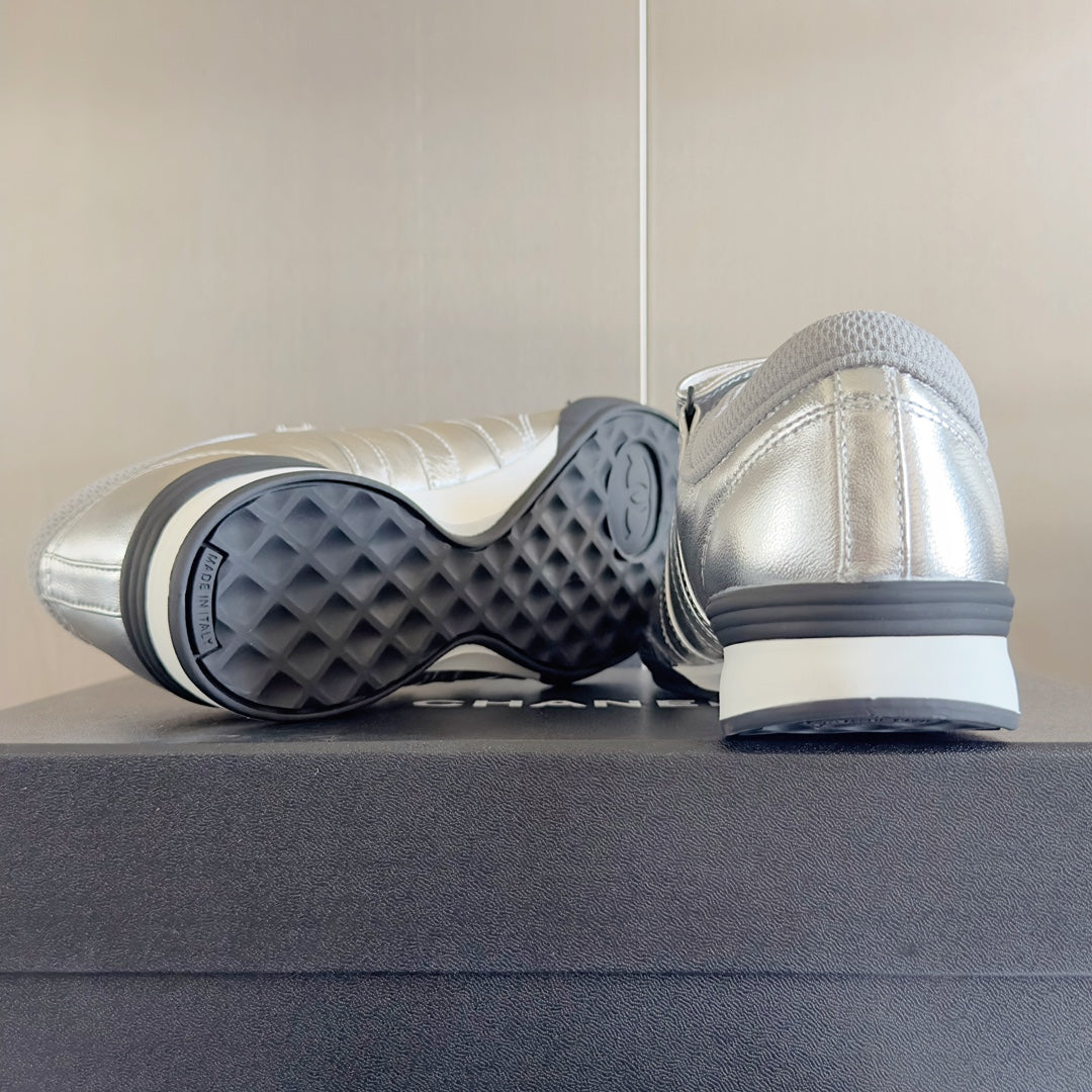 CC MARY JANE SNEAKER IN SILVER LAMBSKIN - 35