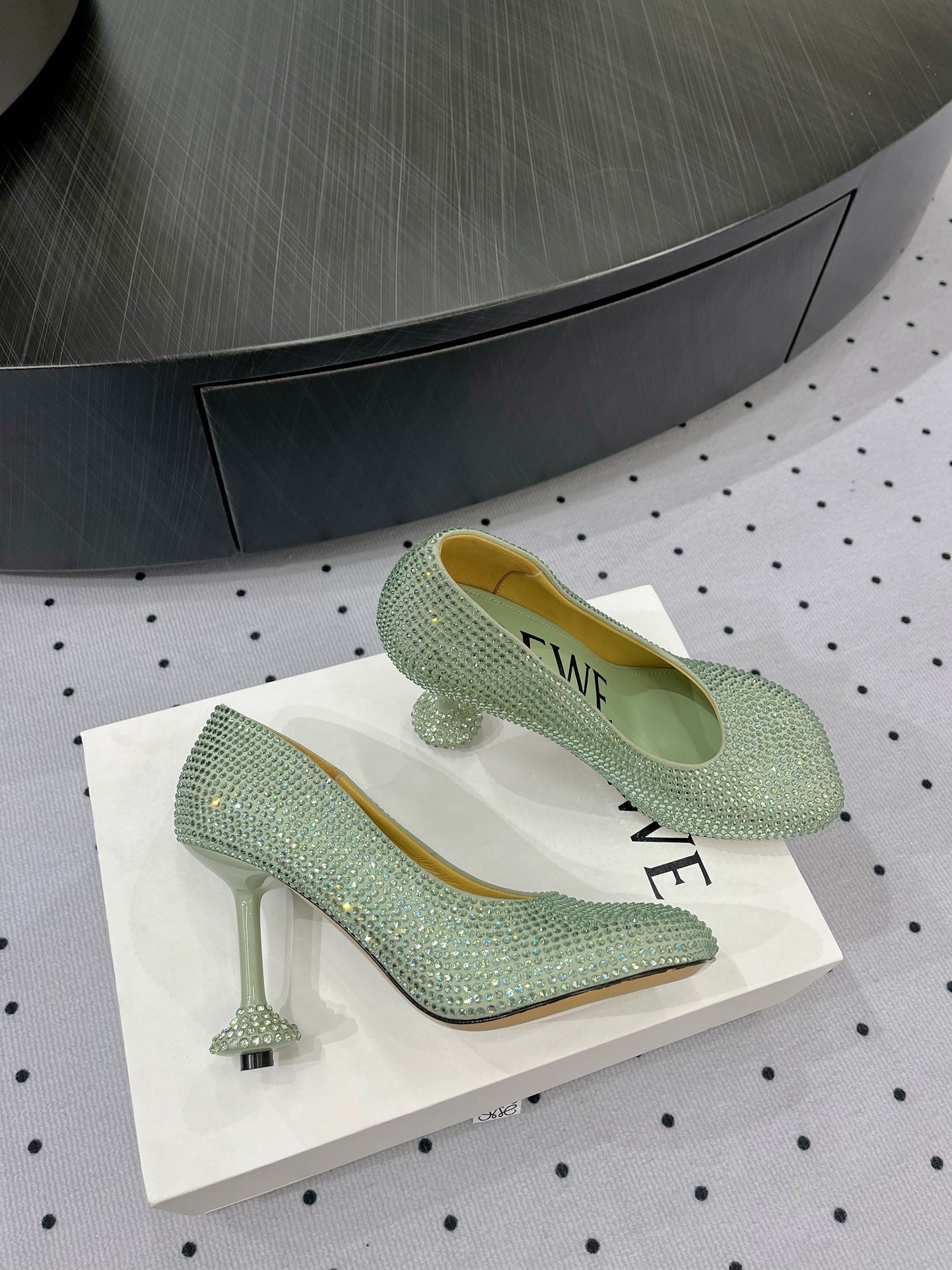 Loew pump 100 in suede and allover rhinestones pastel green - 35