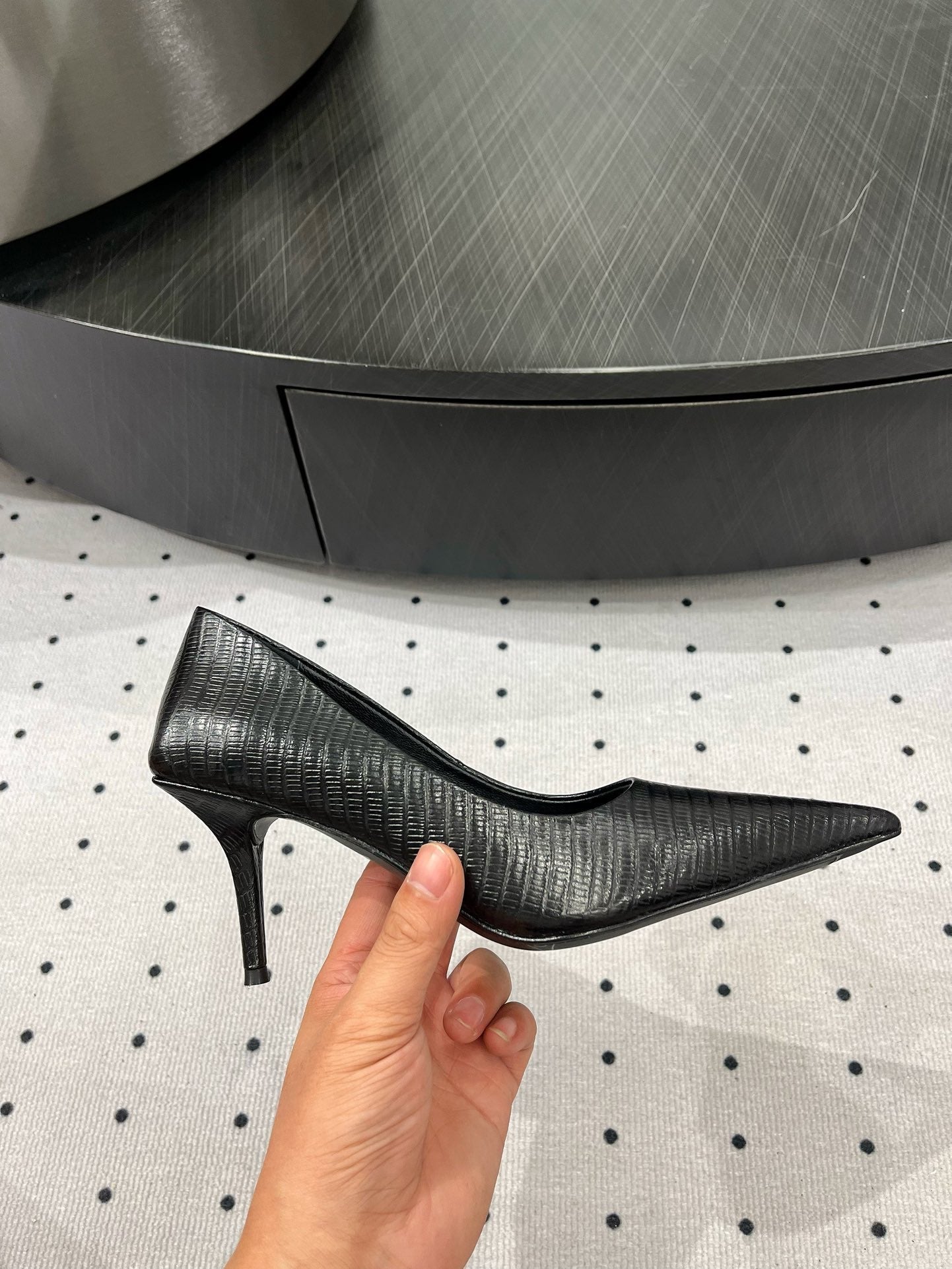 CLASSIC PUMPS 65MM IN BLACK LIZARD PATTERN CALFSKIN - 35