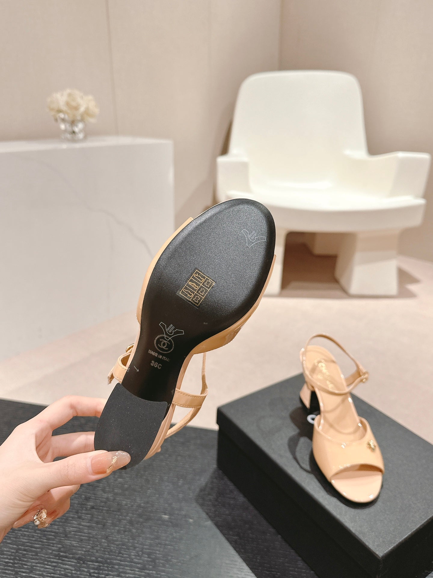 HIGH HEELS SANDAL IN BISQUE CREAM LAMBSKIN - 35