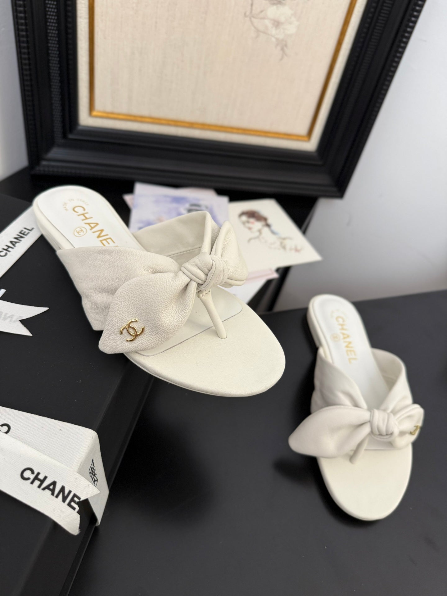 CC 25C Thong Sandal Bow White Lambskin 233563 - 35