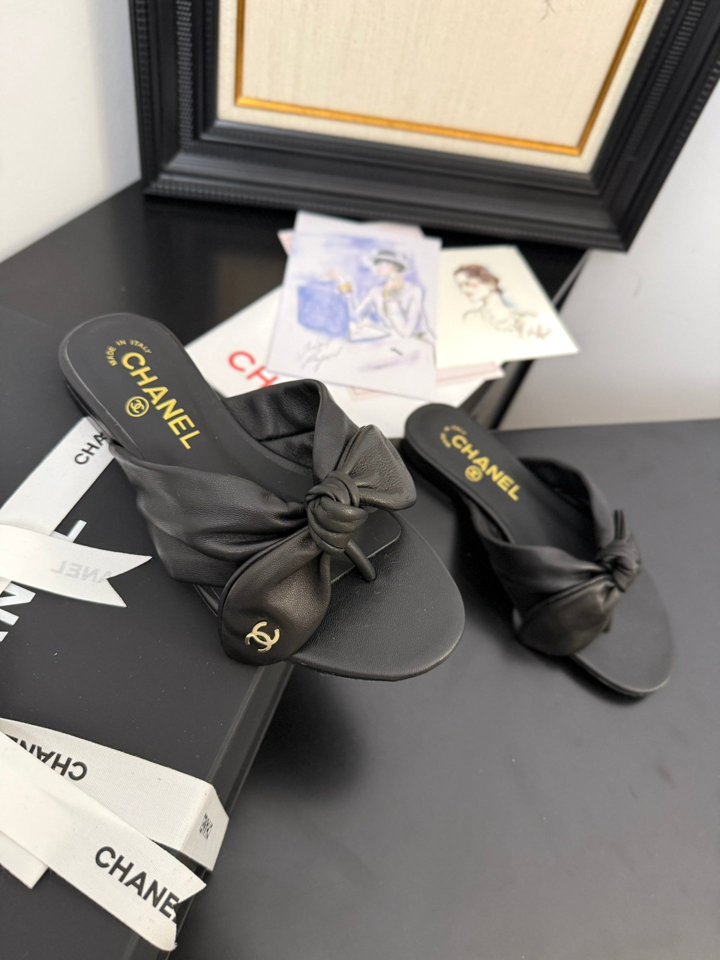 CC 25C Thong Sandal Bow Black Lambskin 233562 - 35