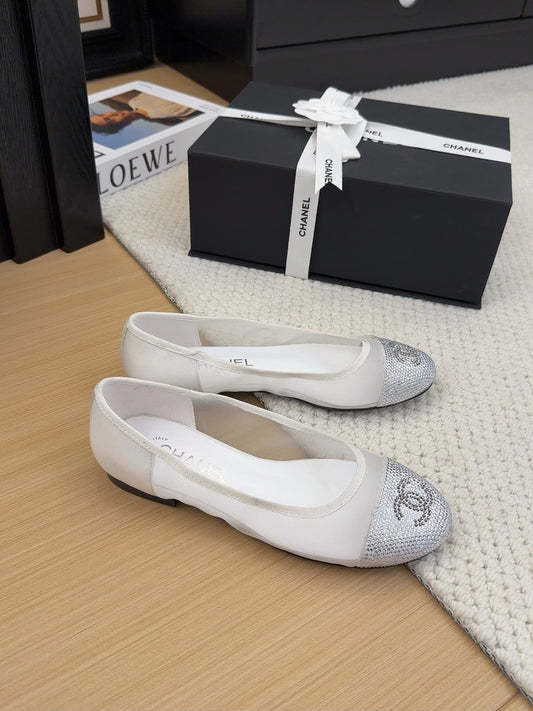 BALLET FLAT IN WHITE FABRIC AND MESH WITH CRYSTALS - 34