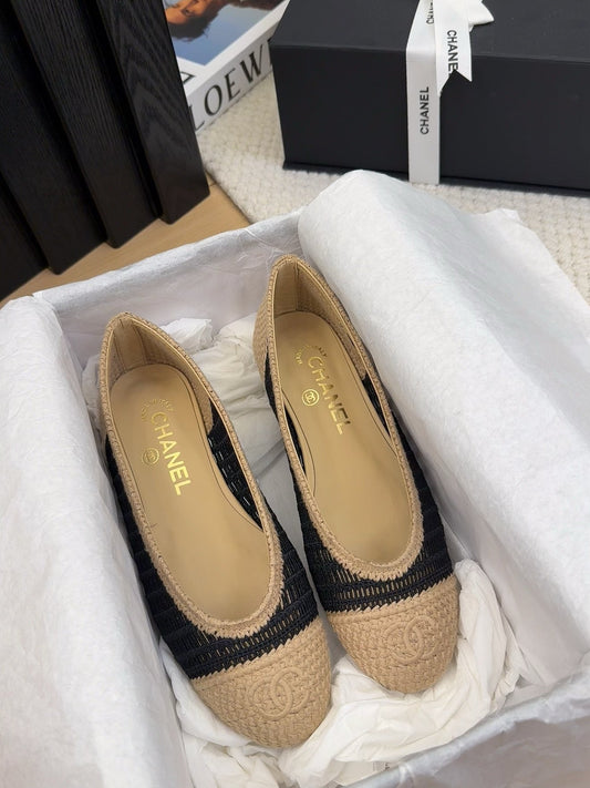 CC 25 Ballet Flat Beige Black Raffia - 34