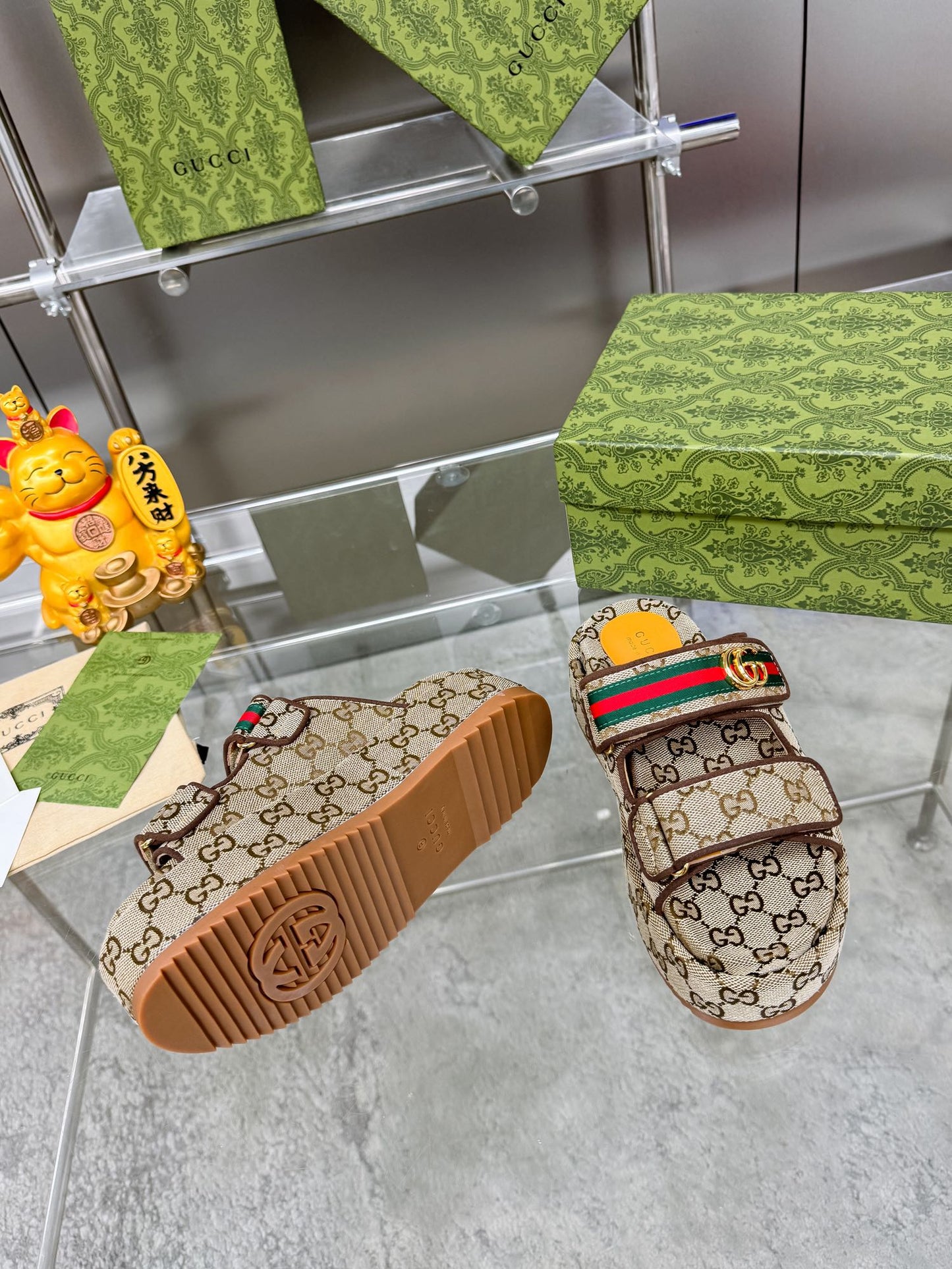 GG SANDALS 22 IN BEIGE FABRIC WITH GOLD HARDWARE - 35