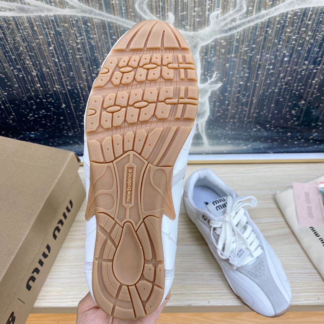 NB White and Gray Sneakers Cowhide - 35