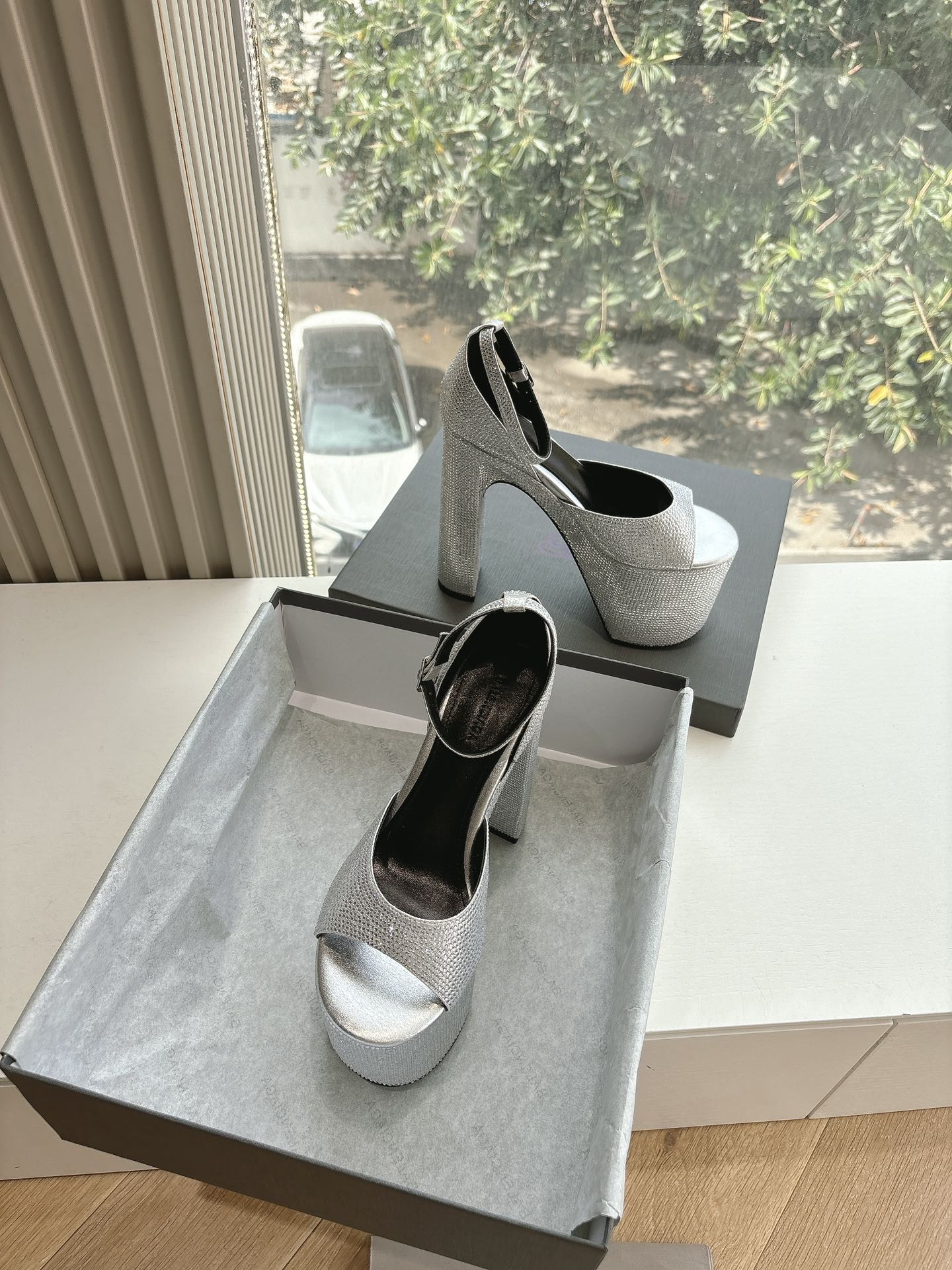 PLATFORM ANKLE STRAP HEELS IN SILVER METALLIC ATTACHED RHINESTONES CALFSKIN - 34