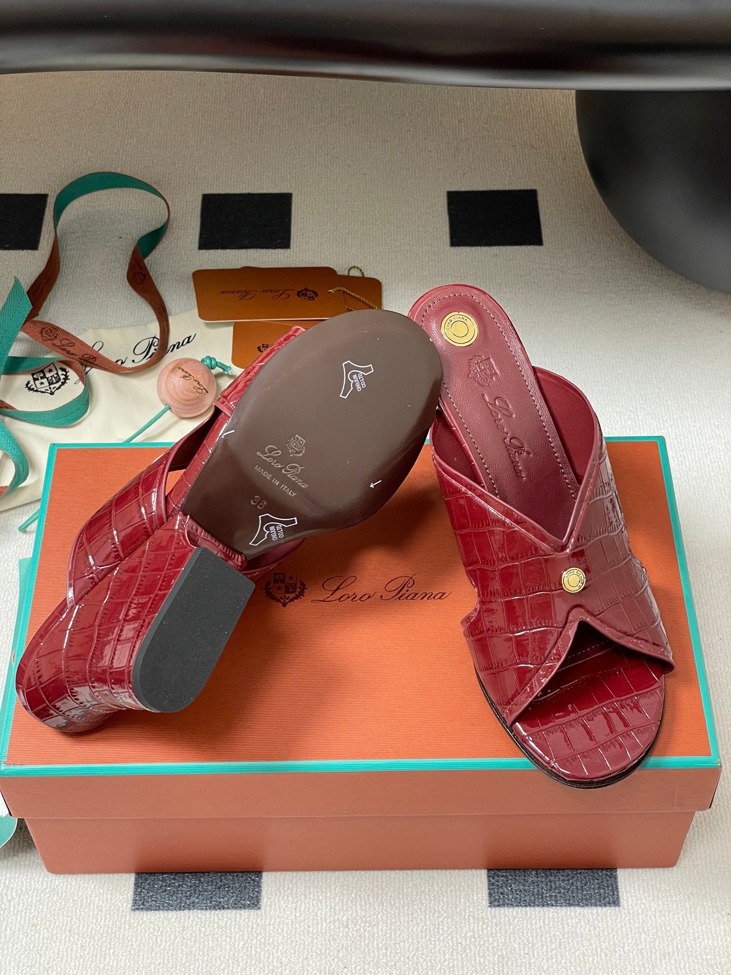 HIGH HEELS 80 MM IN RED CALFSKIN SNAKE EMBOSSING - 35