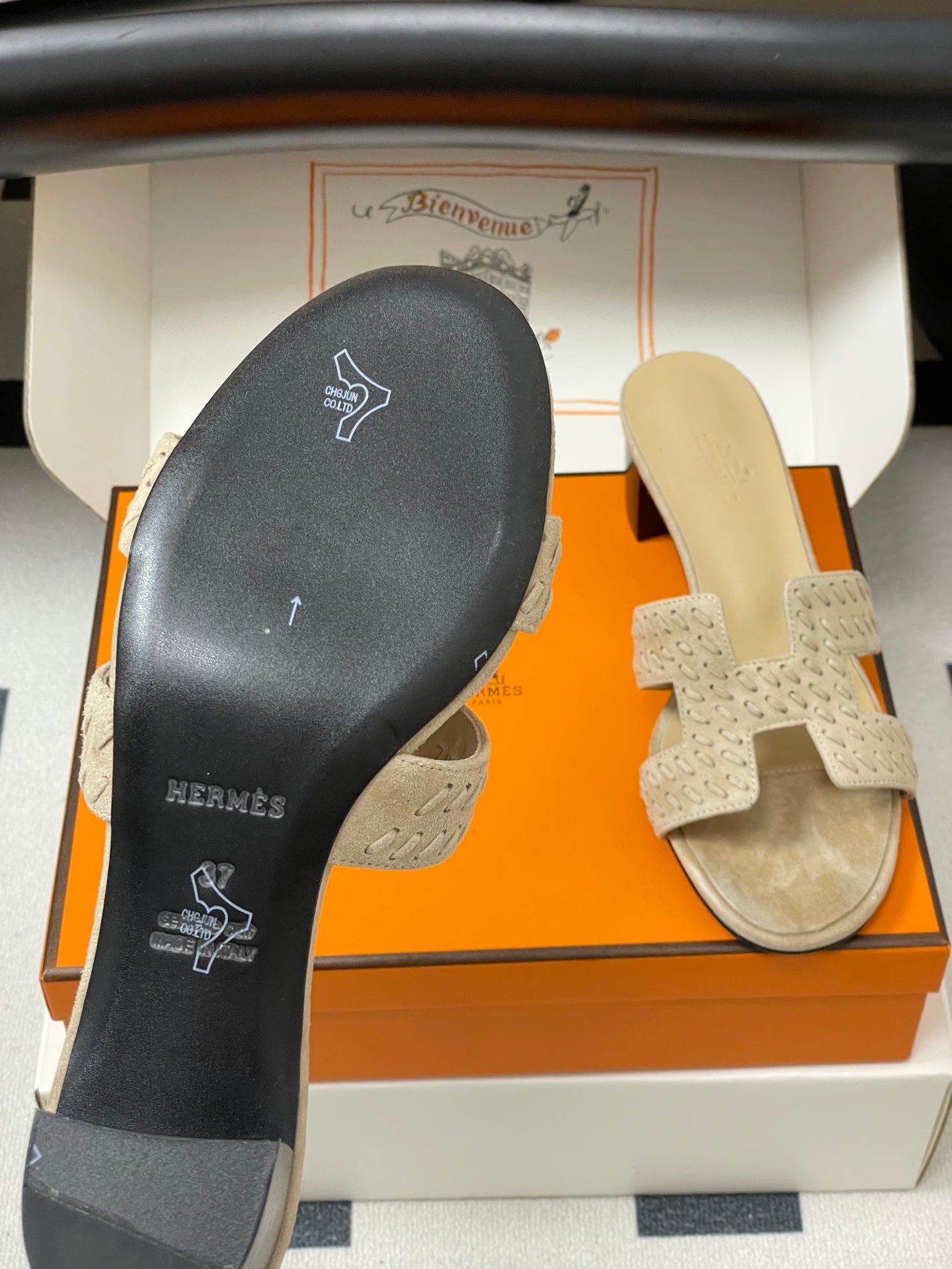 HM 25S ORAN HIGH‑HEEL SANDAL IN BEIGE SUEDE AND LAMBSKIN - 35