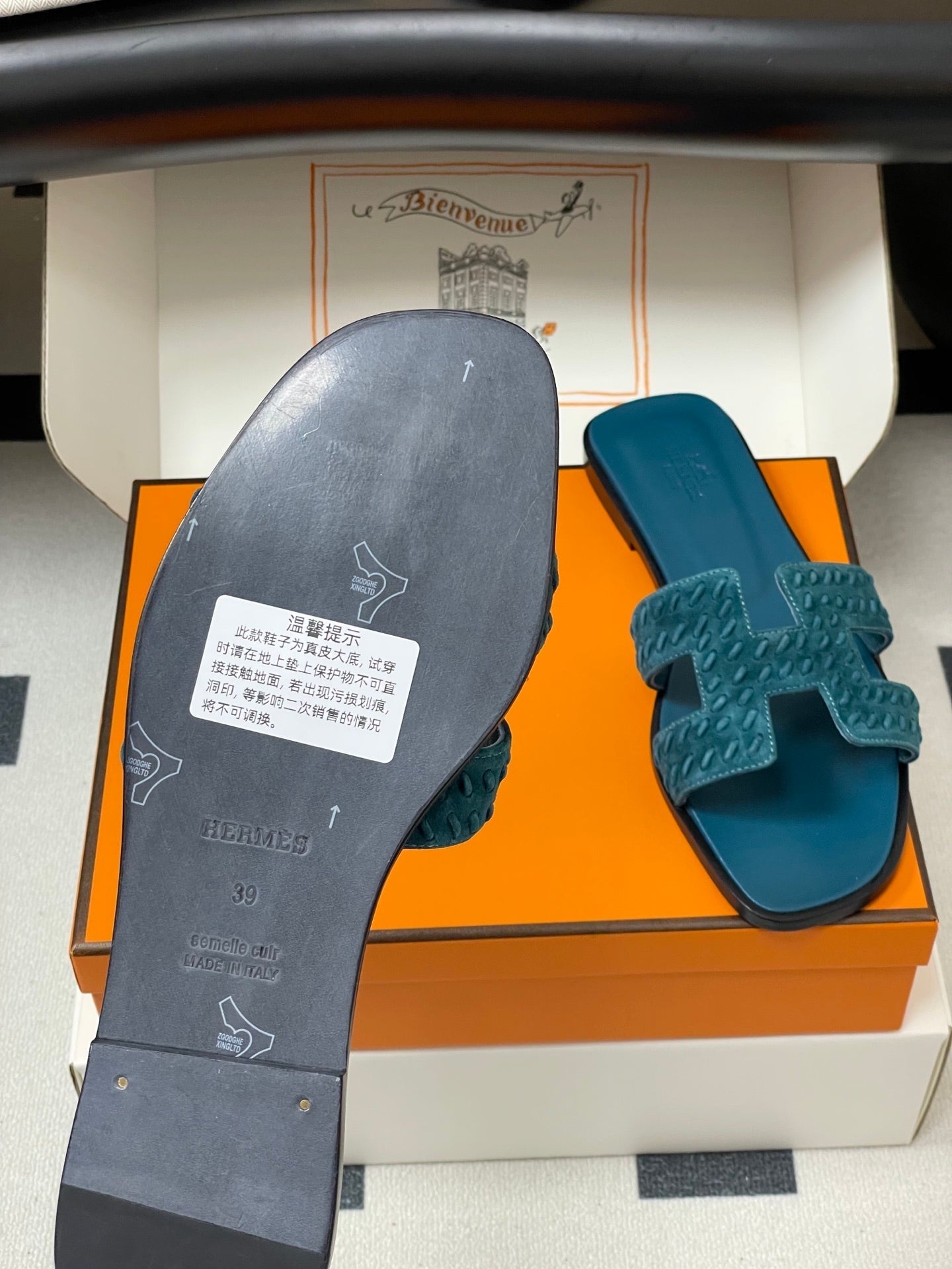 HM 25S ORAN SANDAL IN DARK BLUE SUEDE AND LAMBSKIN - 35