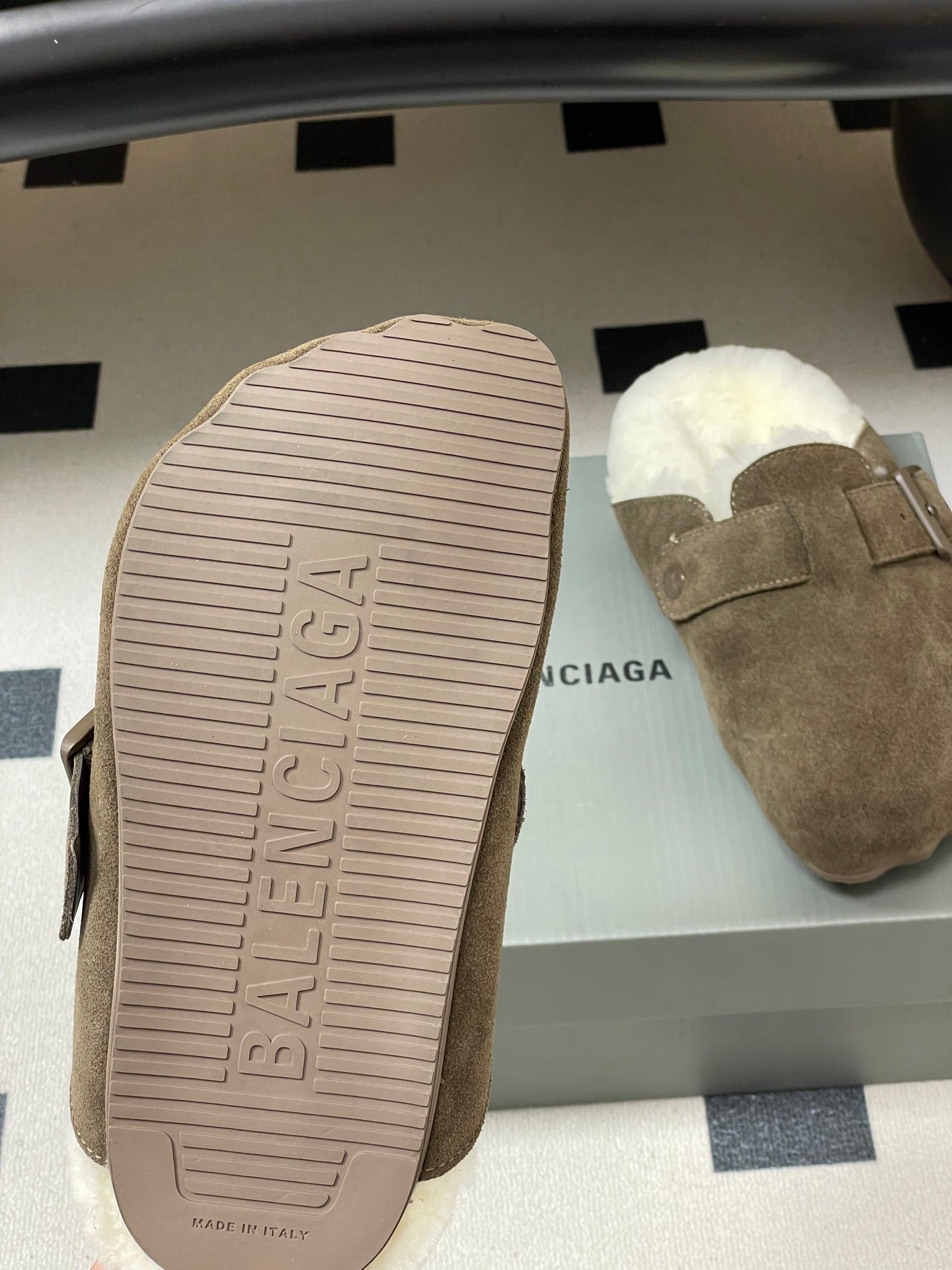 BALENCIAGA 25S FUR-LINED MULES IN DARK EARTH BROWN FAUX LEATHER - 35