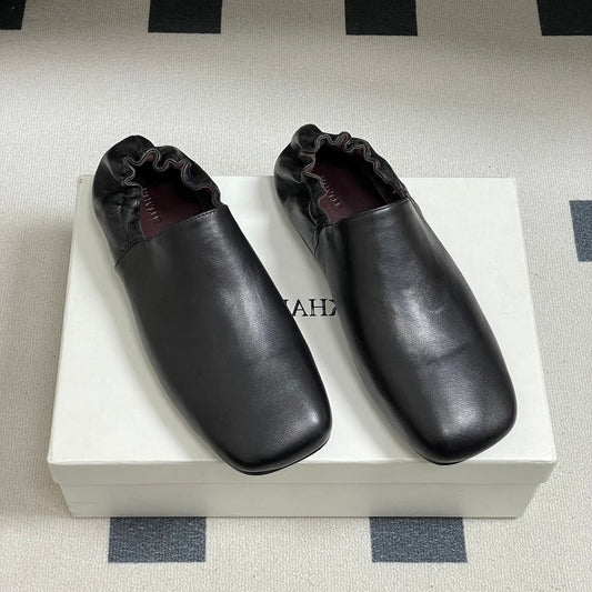 CELINE 26S БАЛЕТКИ ІЗ ЧОРНОЇ ОВЕЧОЇ ШКІРИ НА ГУМЦІ ЗЗАДУ