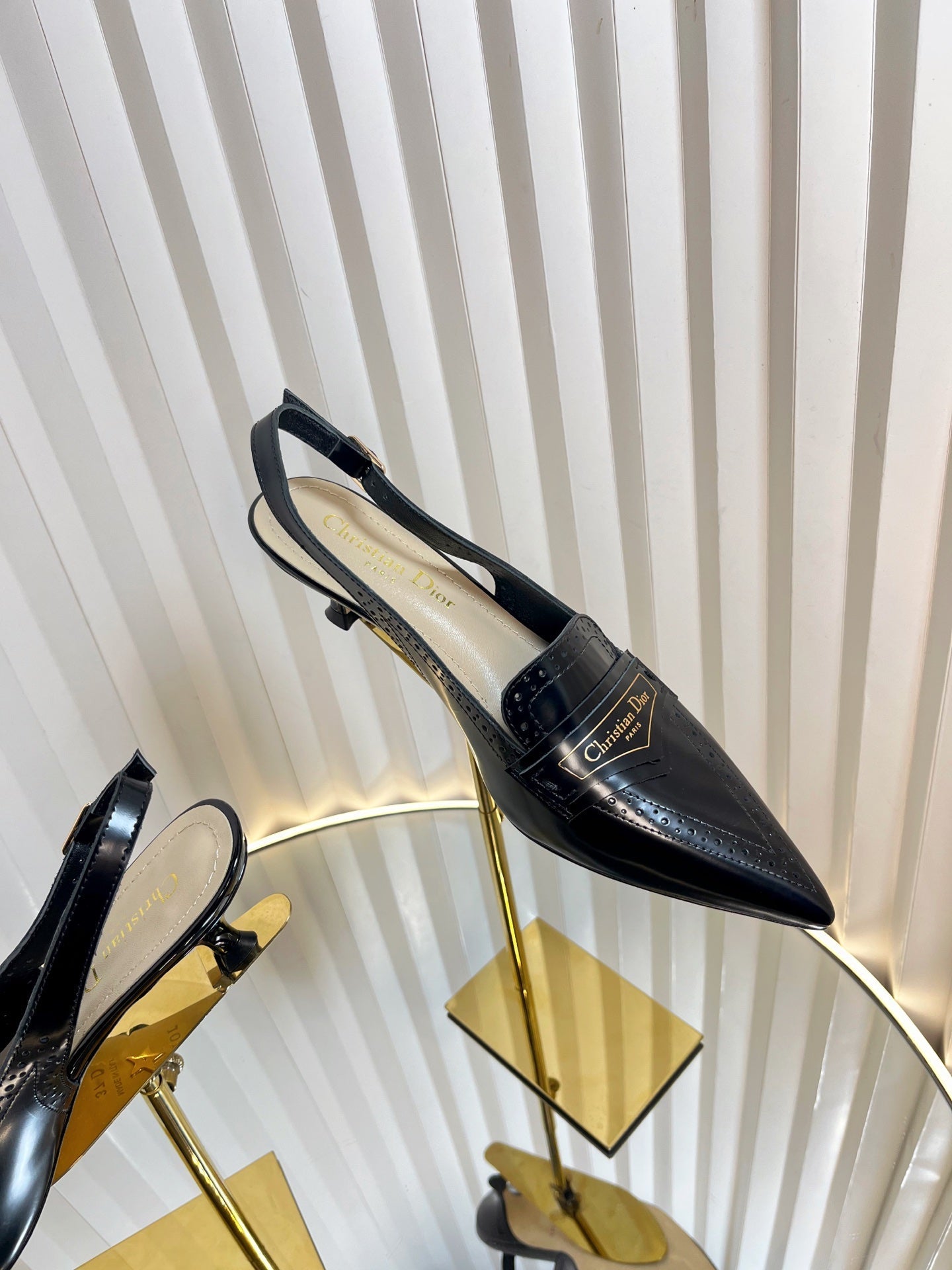 BOY SLINGBACK PUMP 35MM 25S IN BLACK CALFSKIN - 35