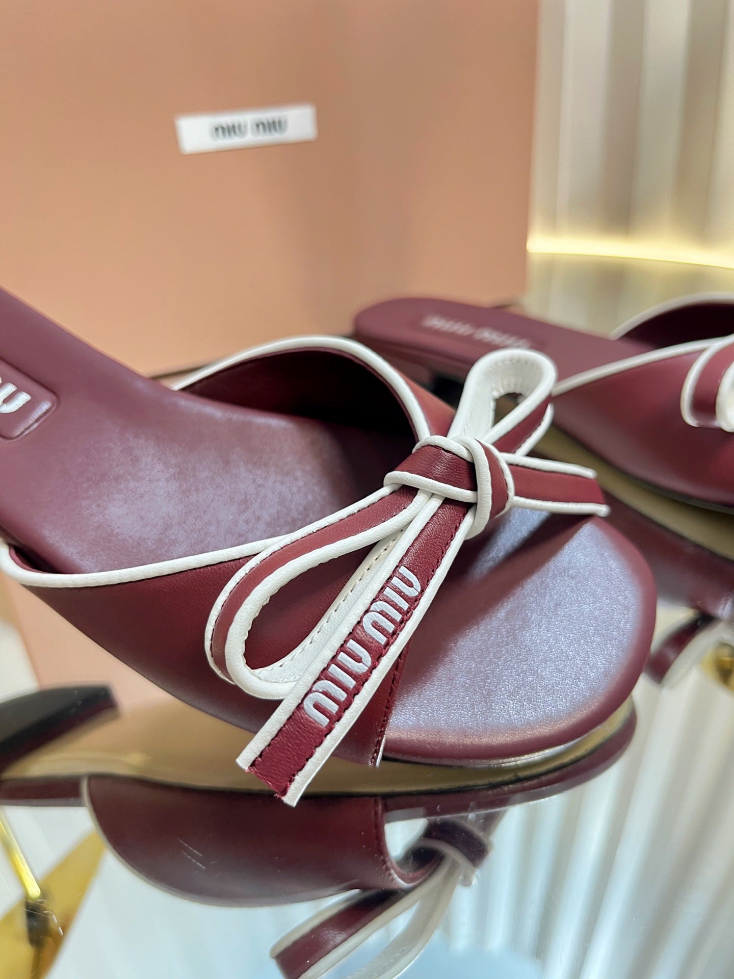 SLIDES SANDALS IN BURGUNDY RED CALFSKIN BOW IN TRAP - 34