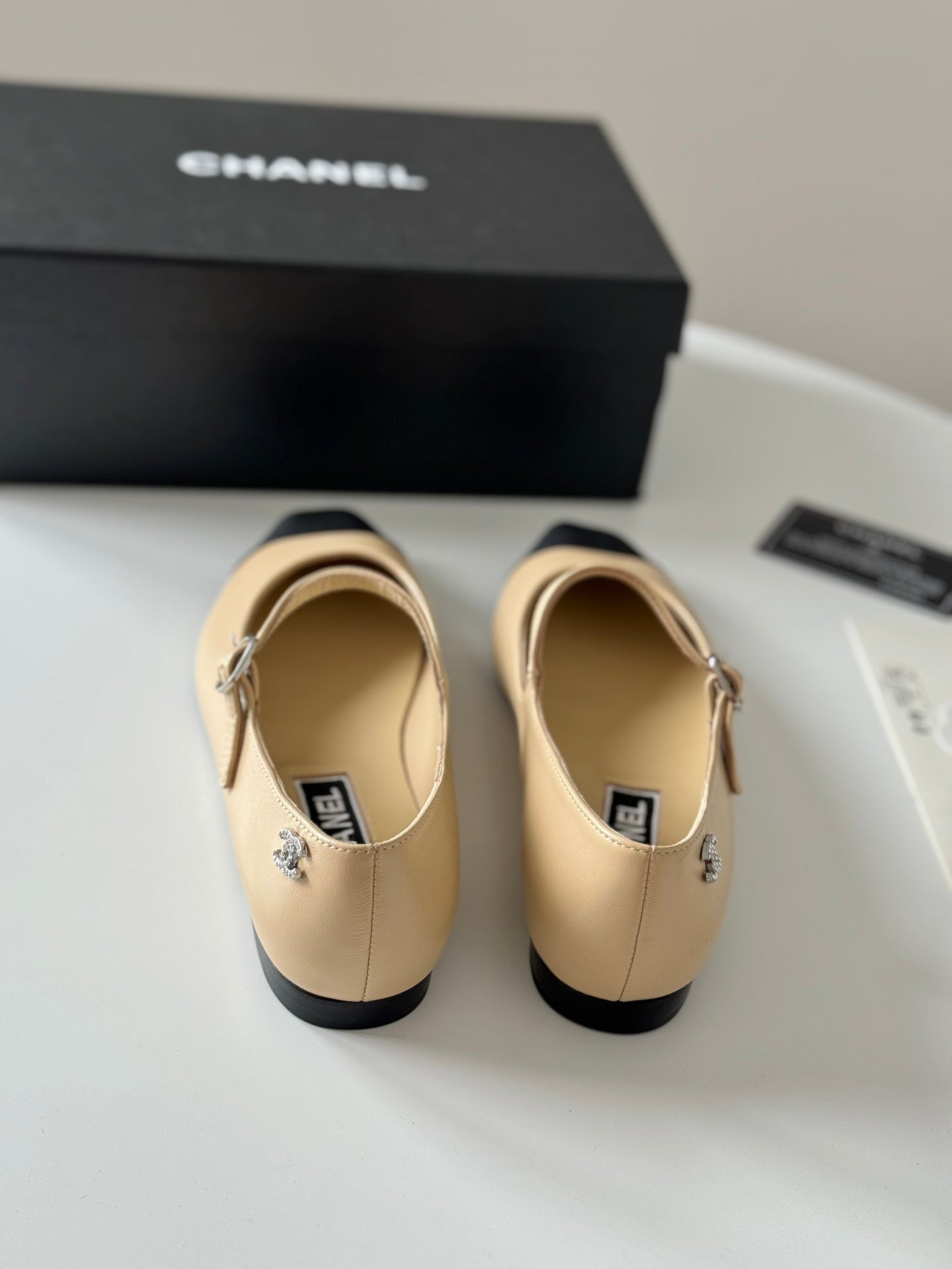 MARY JANE BEIGE CREAM MIX BLACK CALFSKIN - 35