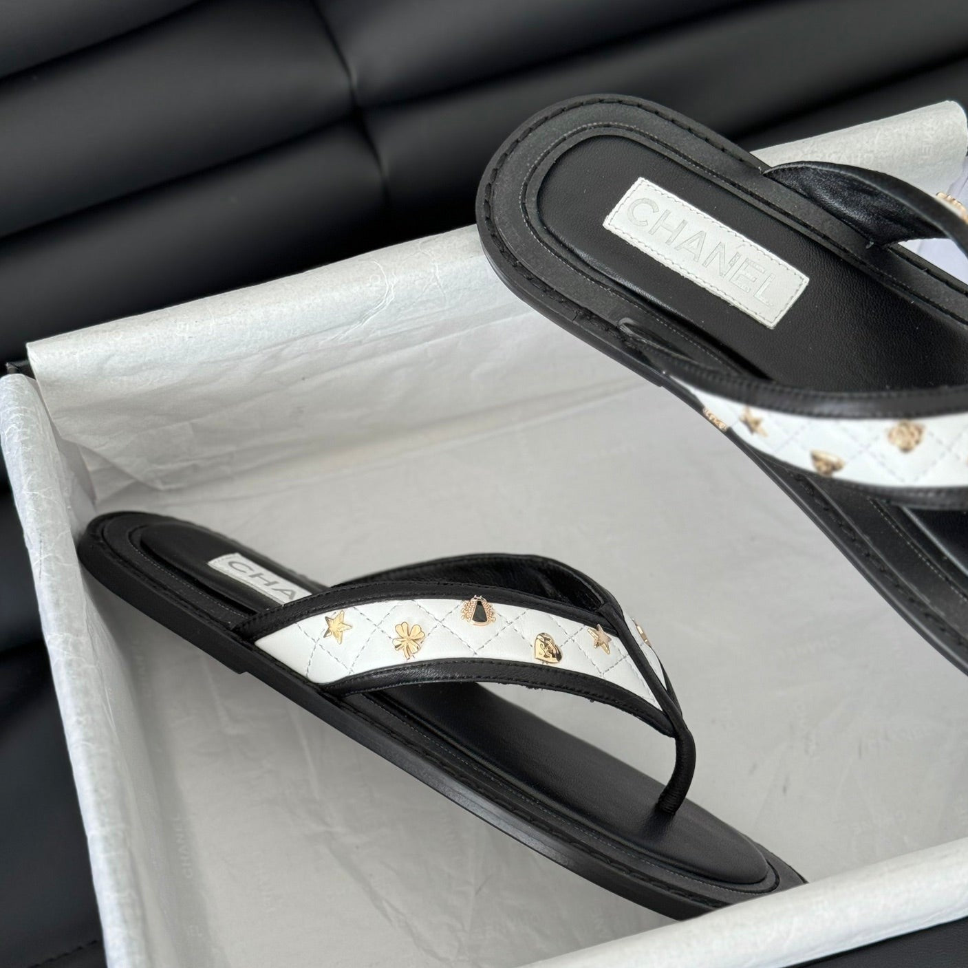 Double C Thong Sandals Lambskin Black White - 35