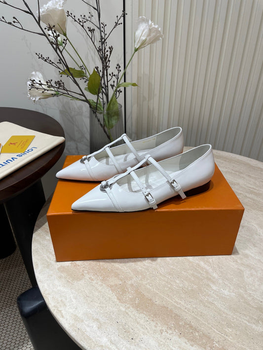 POINTED-TOE TRIPLE-STRAP BALLET FLAT IN WHITE PATENT CALFSKIN - 35