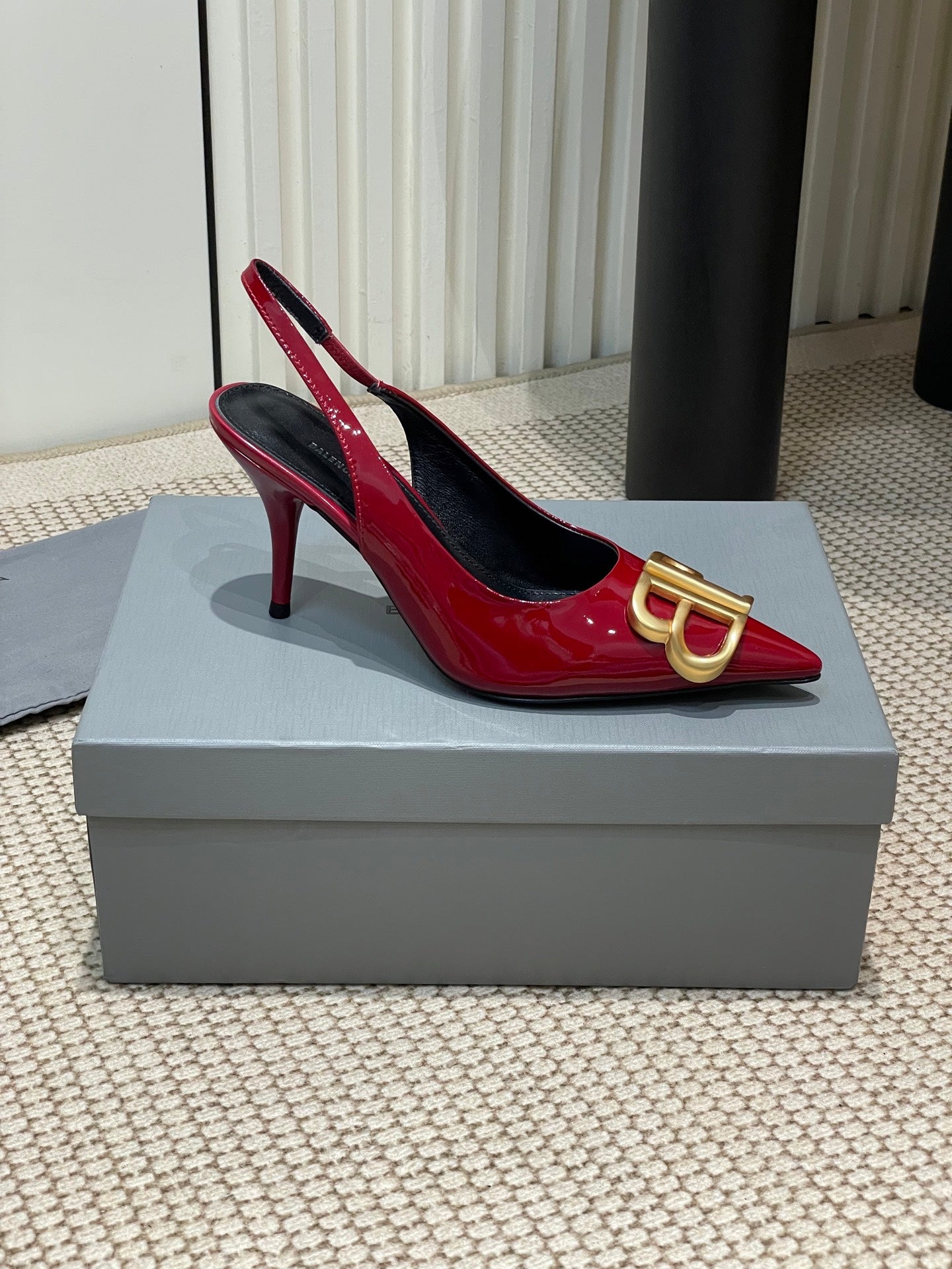 POINTED BB GOLD BUCKLE HIGH SLINGBACK 80MM IN RED PATENT CALFSKIN - 35
