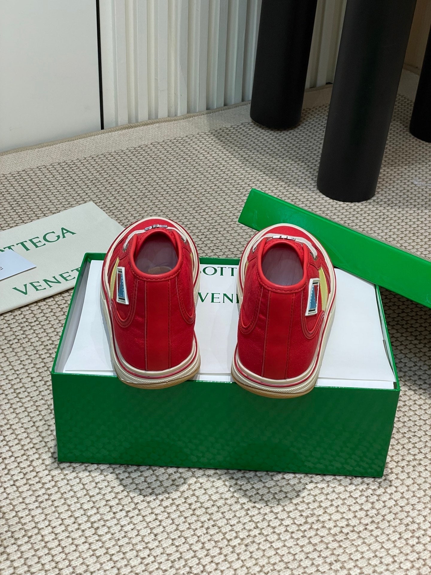 ELIOT SNEAKER IN CHERRY RED CANVAS AND CALFSKIN - 35