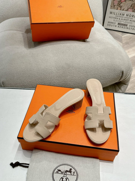 0ASIS SANDAL WHITE CREAM CALFSKIN CLASSIC - 35
