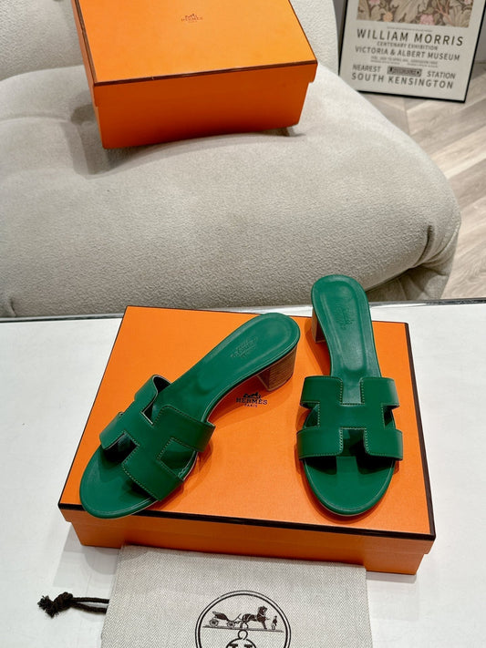 0ASIS SANDAL DARK GREEN CALFSKIN CLASSIC - 35