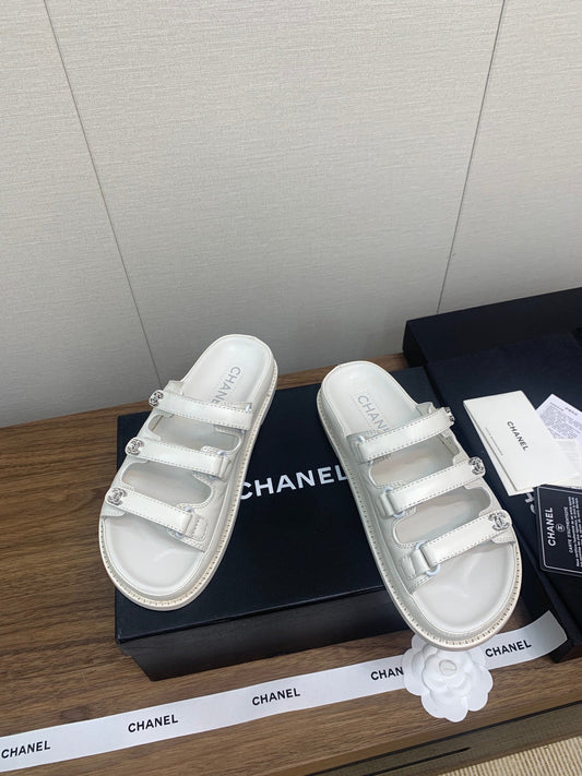 МЮЛІ DAD SANDAL З БІЛОЇ ОВЕЧОЇ ШКІРИ - 35
