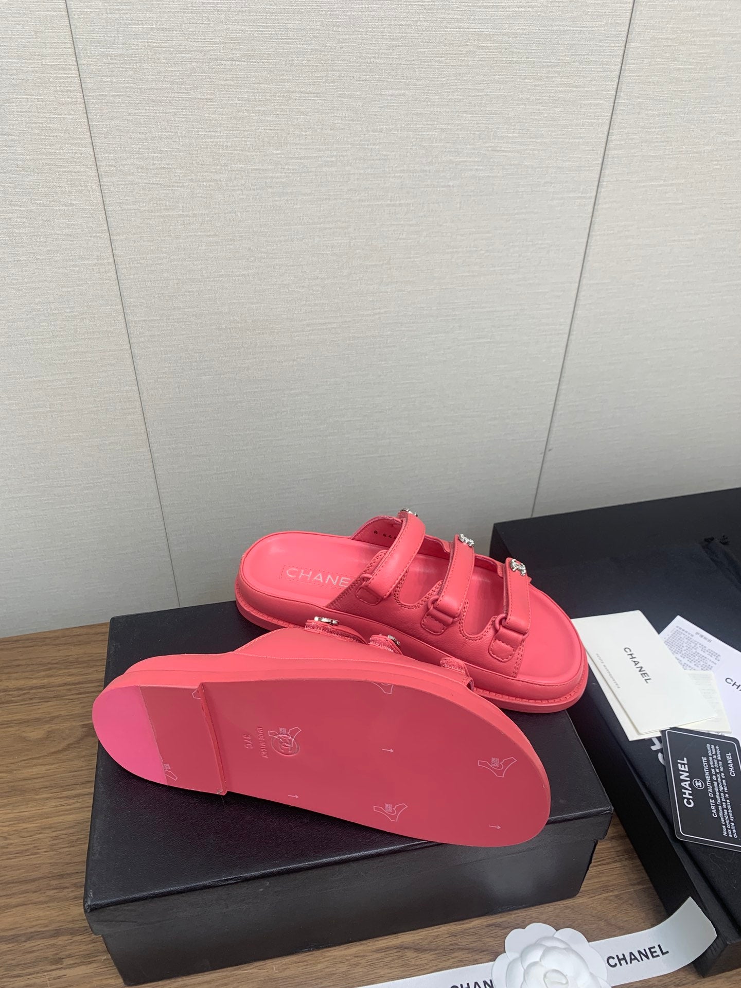 DAD SANDAL IN RED PINK LAMBSKIN MULE - 35