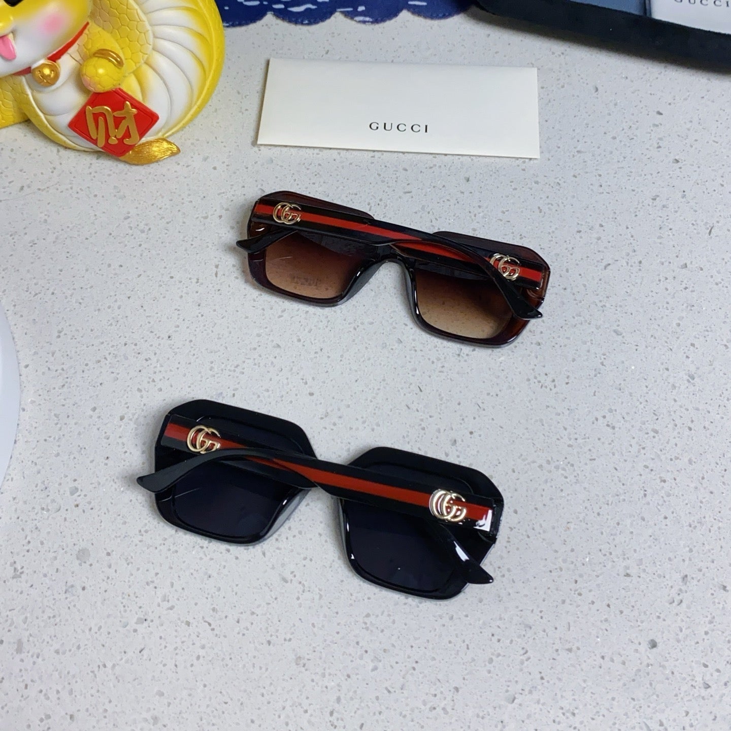 GG EMBOSSED LOGO SQUARE FRAME SUNGLASSES 563171 IN ACETATE - Black