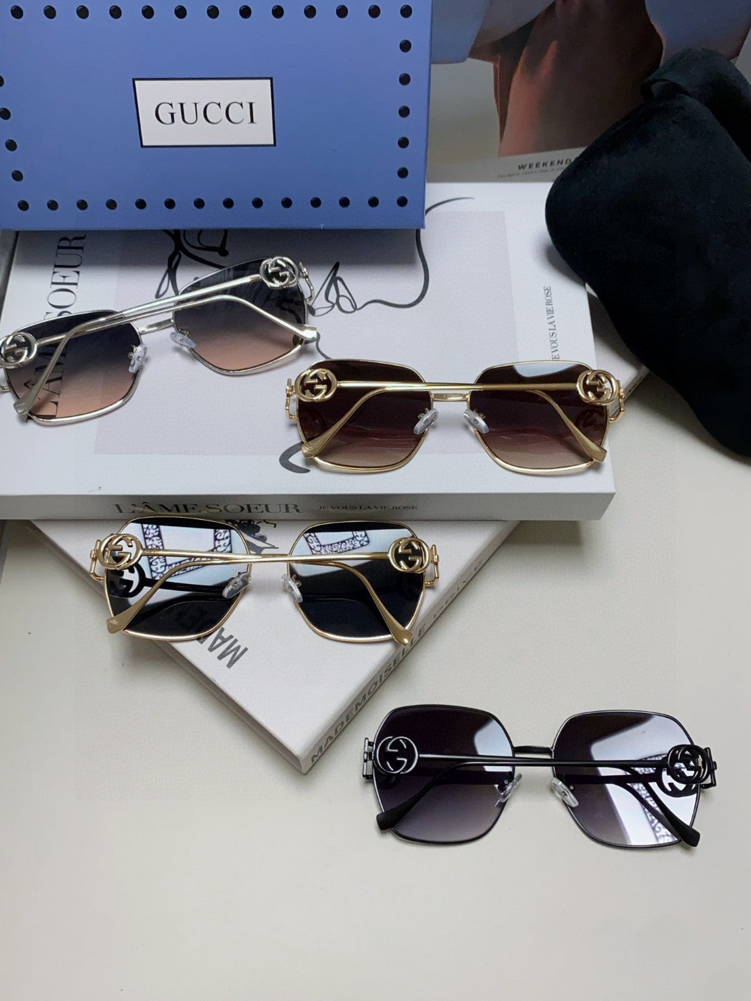 SQUARE FRAME SUNGLASSES 570217 IN METAL - Gradient purple